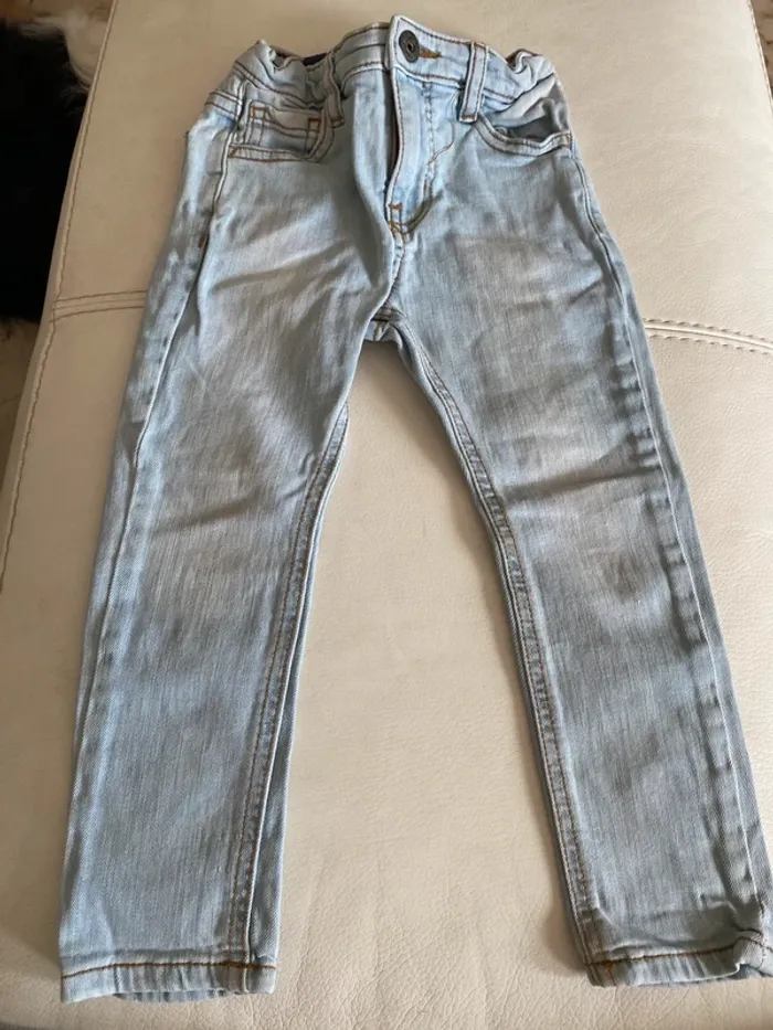 Lot 2 jeans Zara 104 cm - photo numéro 10