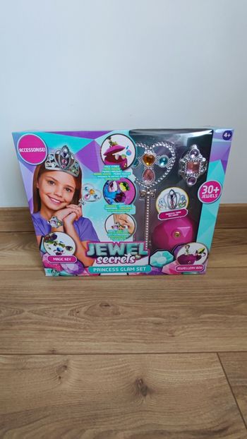 Coffret jouet bijoux princesse Jewel Secrets