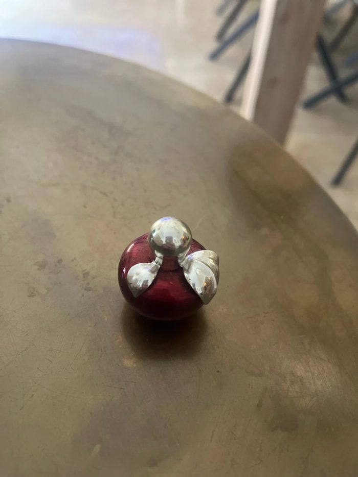 Miniature Nina de Nina ricci neuve