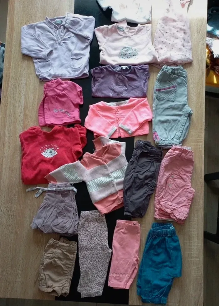Lot de vêtements bébé fille 6 mois
