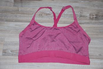 brassière sport taille 44-46 crivit