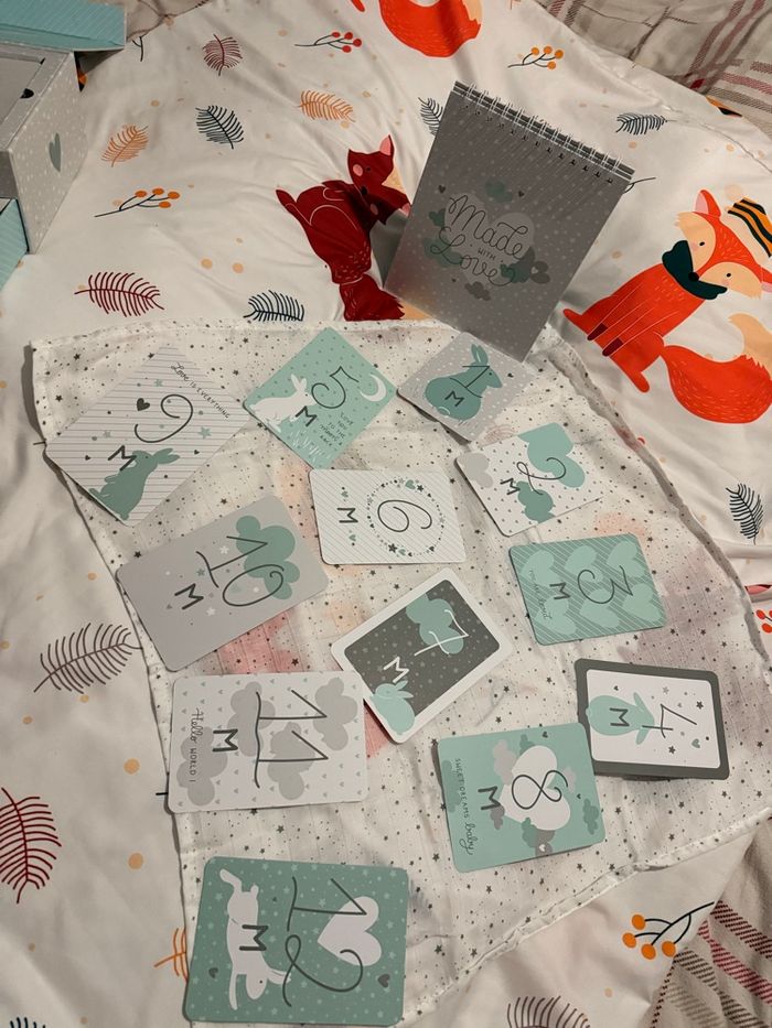 Cartes étapes mois de bébé - photo numéro 2