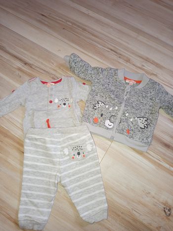 Ensemble 3 pieces  3 mois