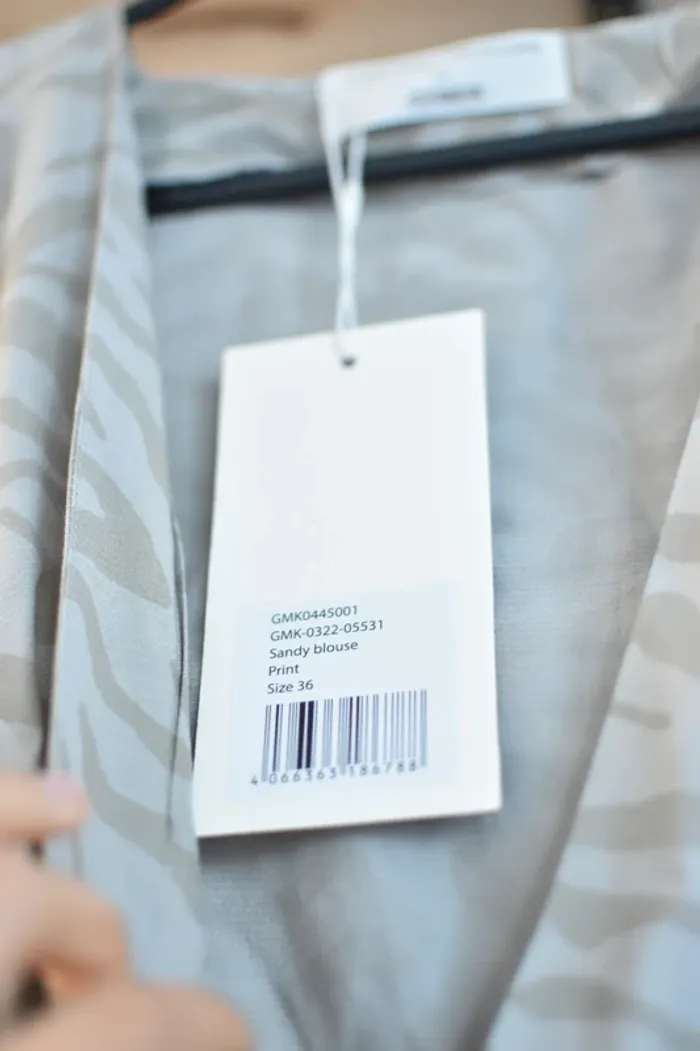 Blouse Guido Maria Kretschmer for About You en taille S - Neuve avec étiquettes - photo numéro 3