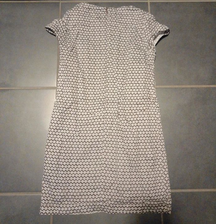 Robe verbaudet 8 ans - photo numéro 3