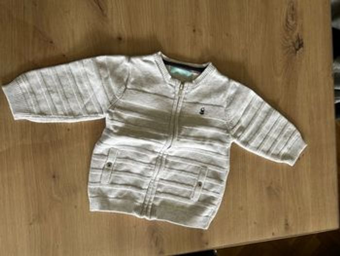 Lot veste et pull - photo numéro 8