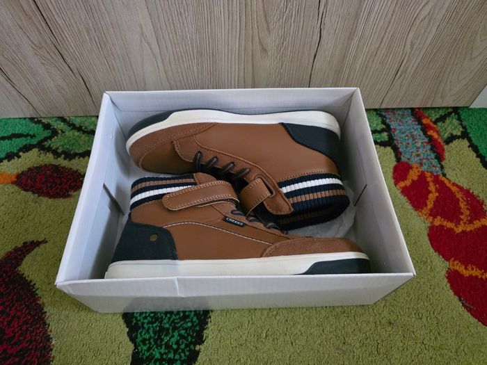 CHAUSSURES MONTANTES GARÇON CREEKS TAILLE 33 PORTER 1 FOIS - photo numéro 9