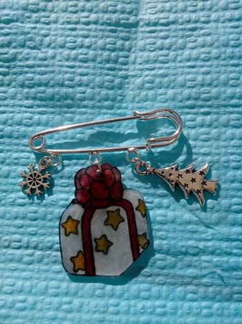 Broche