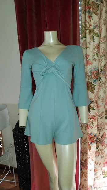 Combishort bleu ciel façon cache coeur et dentelle taille S tres bon etat