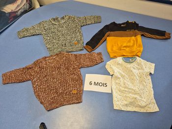 lot de pull garçon taille 6 mois