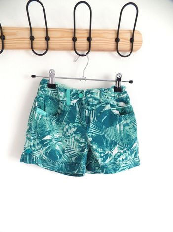 Short Décathlon taille 8 ans