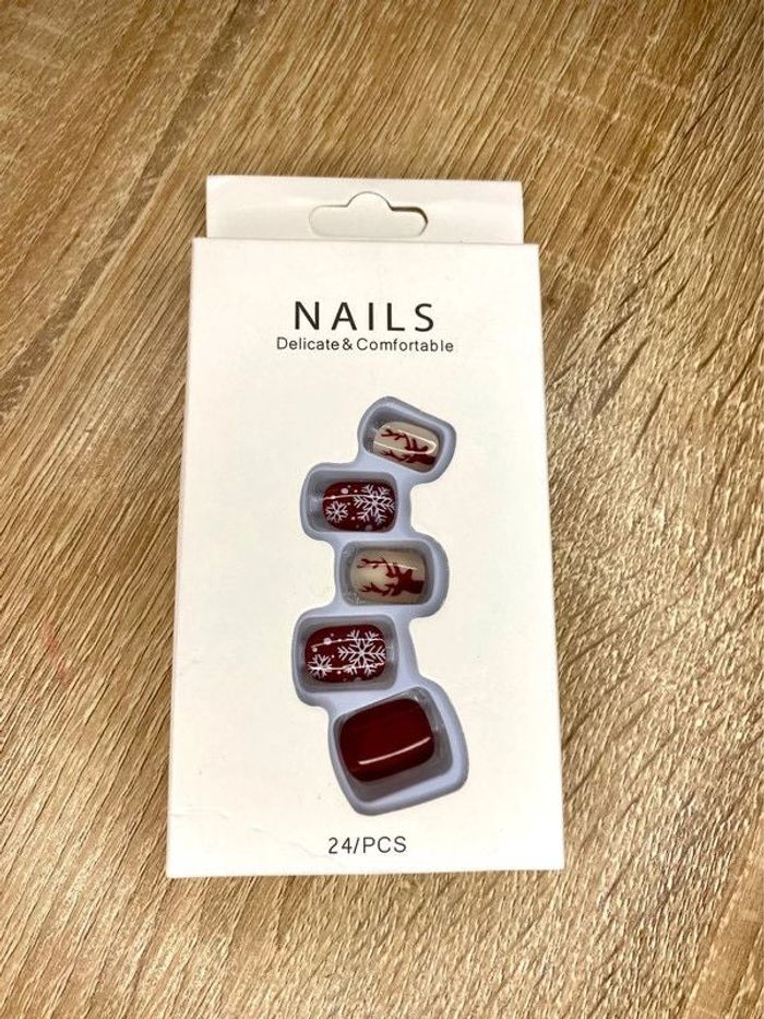 Faux ongles noël