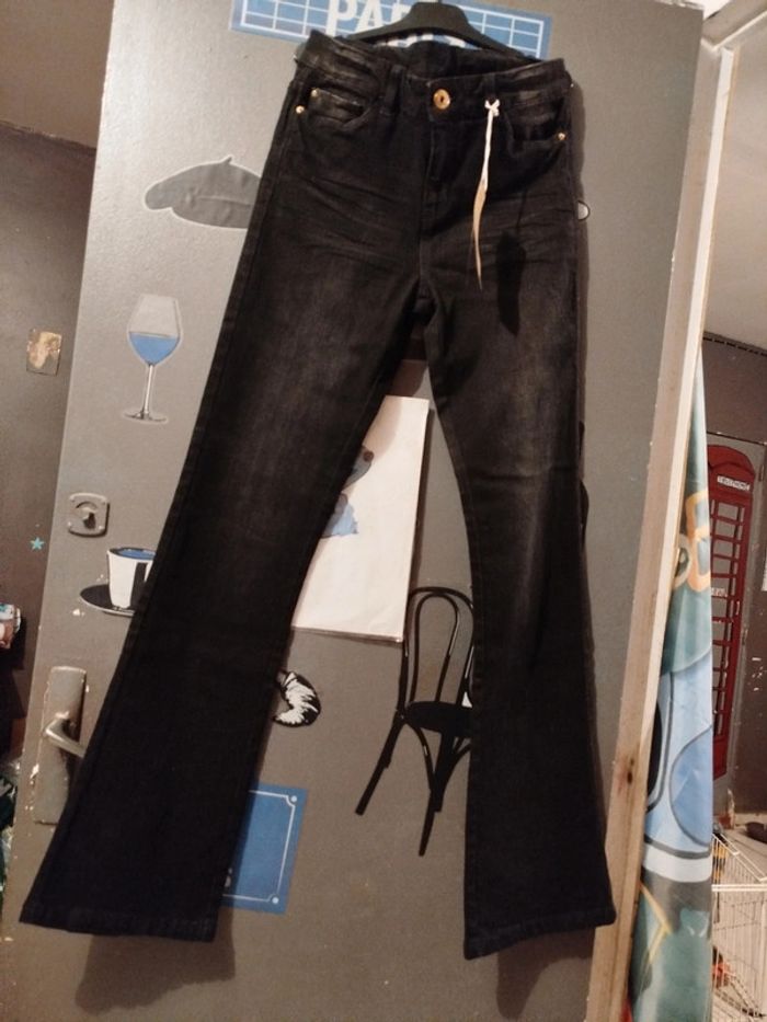 Pantalon patte d'éléphant - photo numéro 2