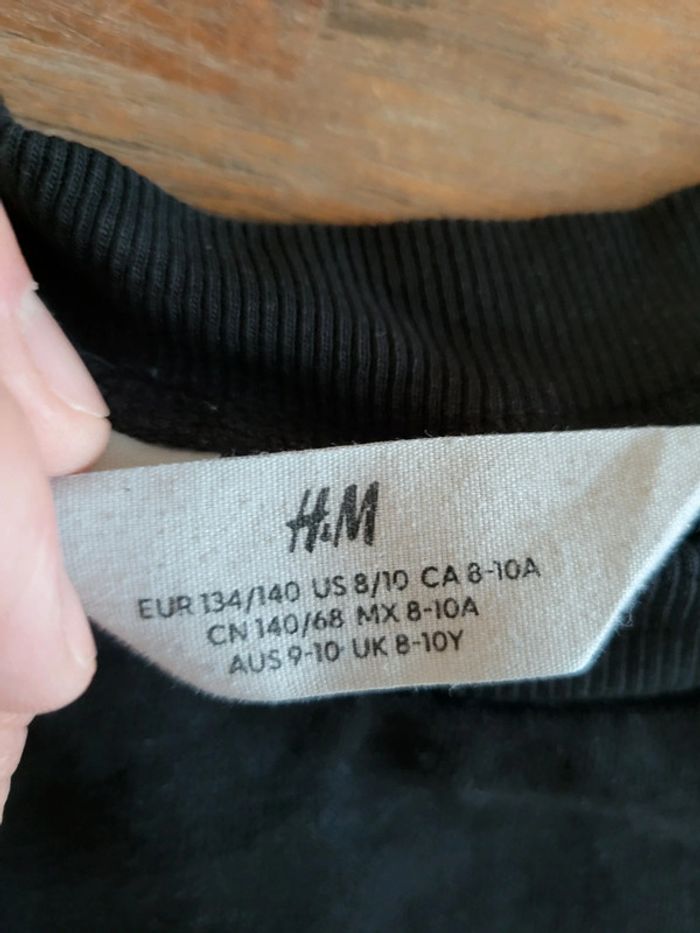 Sweat noir 10 ans - photo numéro 2