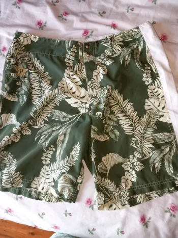 Maillot short de bain hawaïen