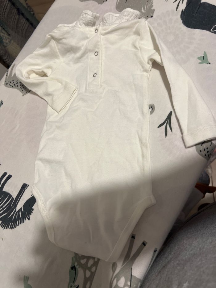 Body de la marque bonton neuf - photo numéro 2