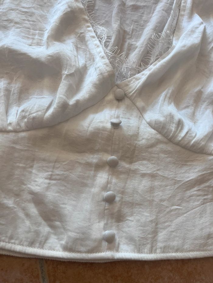 T-shirt crop top blanc - photo numéro 3