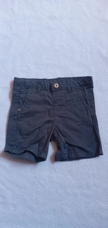 Short Fagottino taille 12-18 mois 80cm