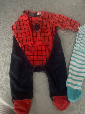 Lot 2 pyjama 6 mois
