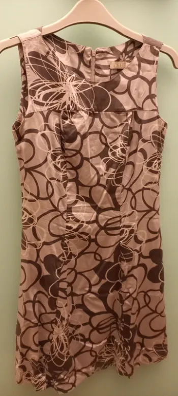 Robe grise