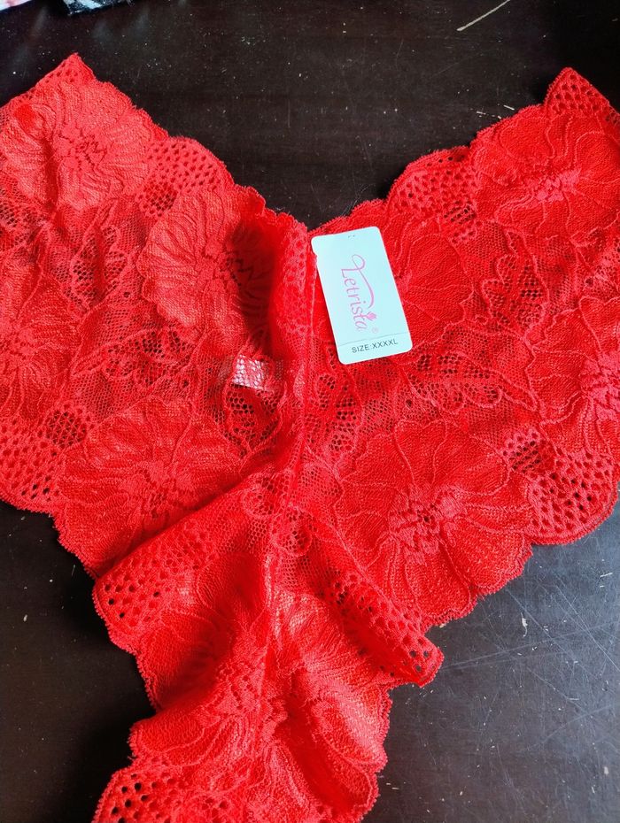 Dentelle rouge