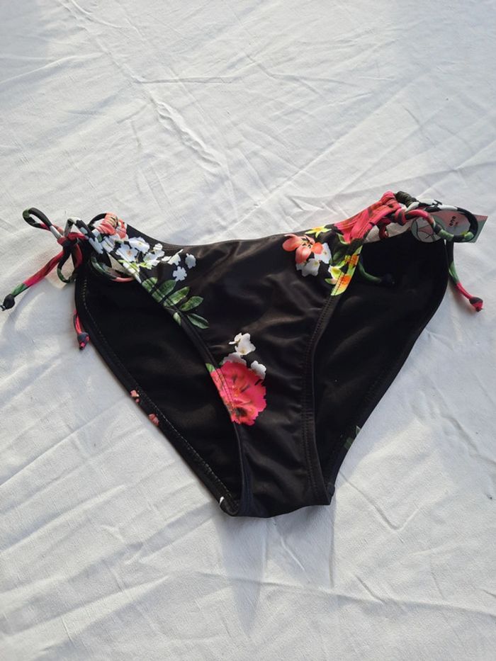 Bas de maillot de bain femme neuf taille M