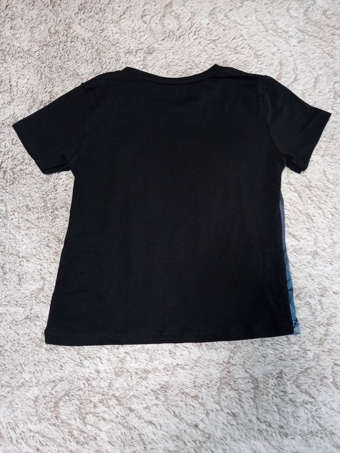 Tee-shirt Naruto - photo numéro 3