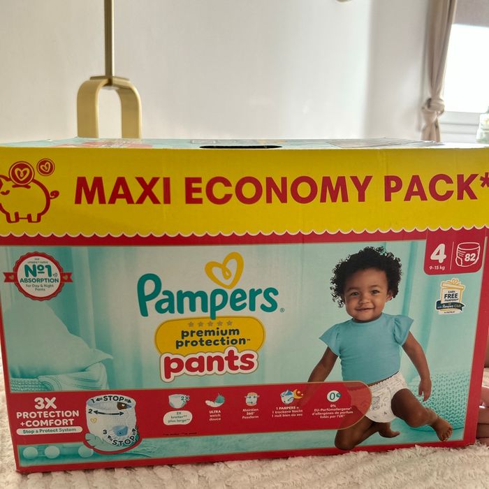 Pampers premium protection pants