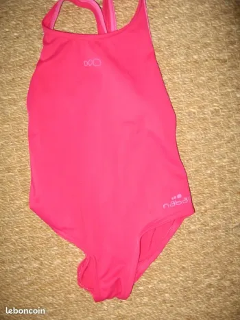 Maillot de Bain Rose Neuf Décathlon