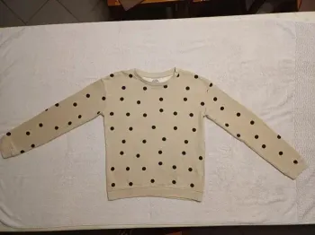 Sweat beige XS Kiabi (réf perso G-P44)(familleac72)