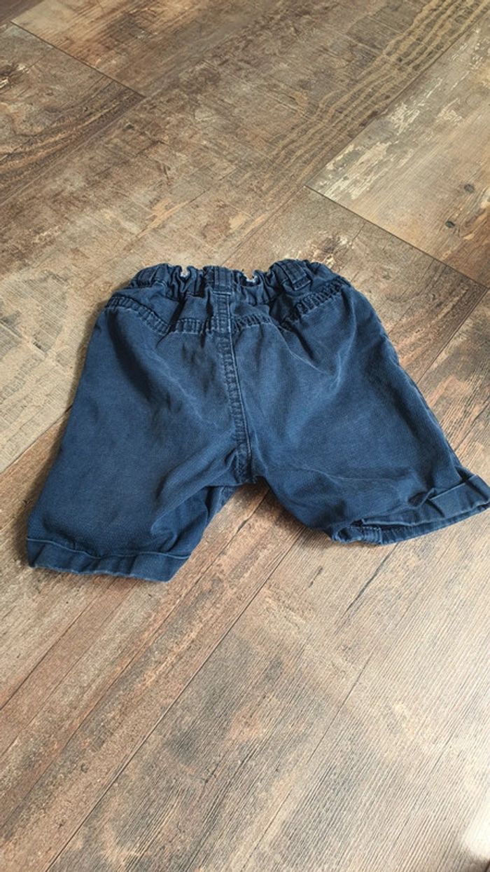 Short gémo 3 ans en très bon état - photo numéro 4