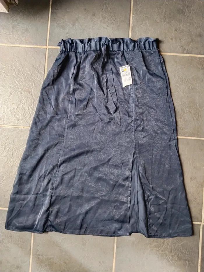 Joli lot de 13 vêtements femme neufs de marque Kiabi taille 42/44 - photo numéro 3