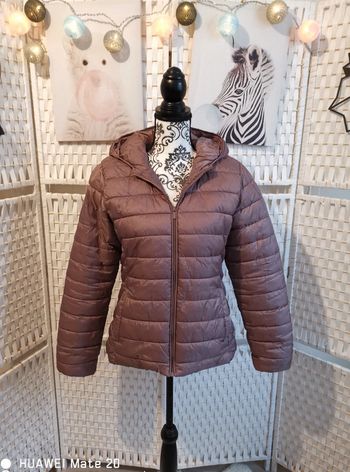 💕Jolie doudoune légère femme T40 kiabi 💕