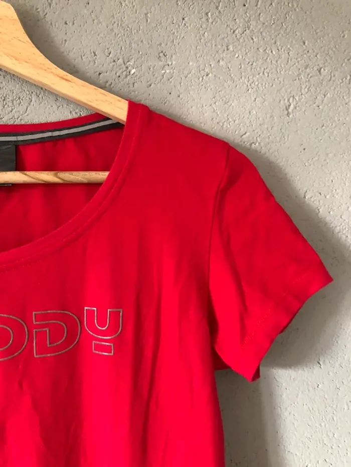Teeshirt taille M 🌻 - photo numéro 2