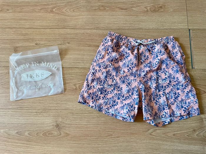 Short de bain IKKS. Taille 14 ans