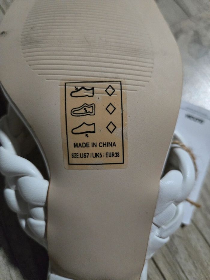 Mules à talons blanches - photo numéro 4