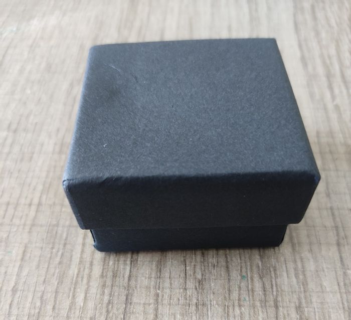 Bague couleur doré fille 6/7 ans Bague lettre A, neuf avec étiquette - photo numéro 4