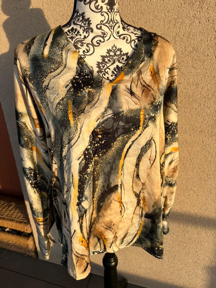 Magnifique blouse unika neuve sans étiquette, taille 40 (L) femme - photo numéro 7