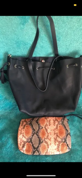 Sac + pochette bleu marine