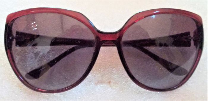 Lunettes de Soleil "Vogue" - photo numéro 2