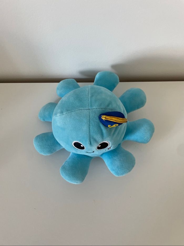 Pieuvre qui danse et chante - photo numéro 2