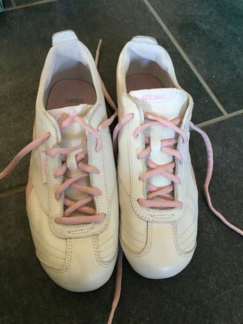 Chaussures de sport Reebok blanc et rose Taille 37