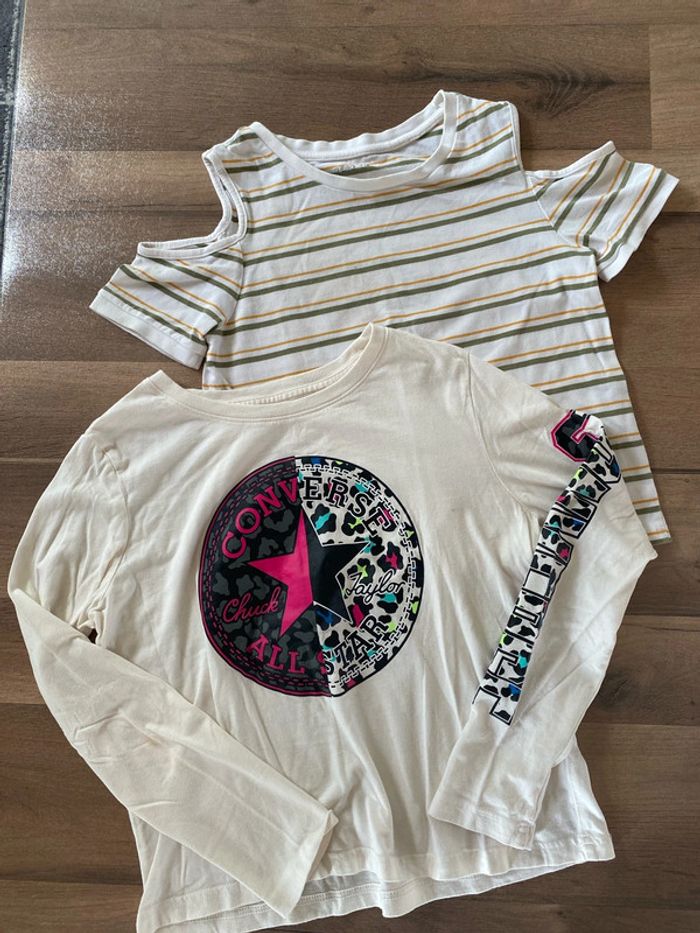 2 tee shirts