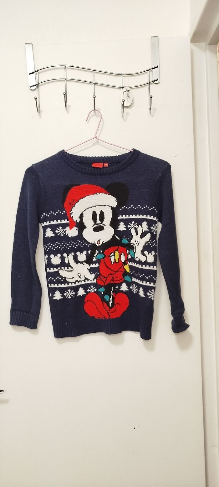 Pull Mickey de Noël 10 ans 🧸 - photo numéro 2