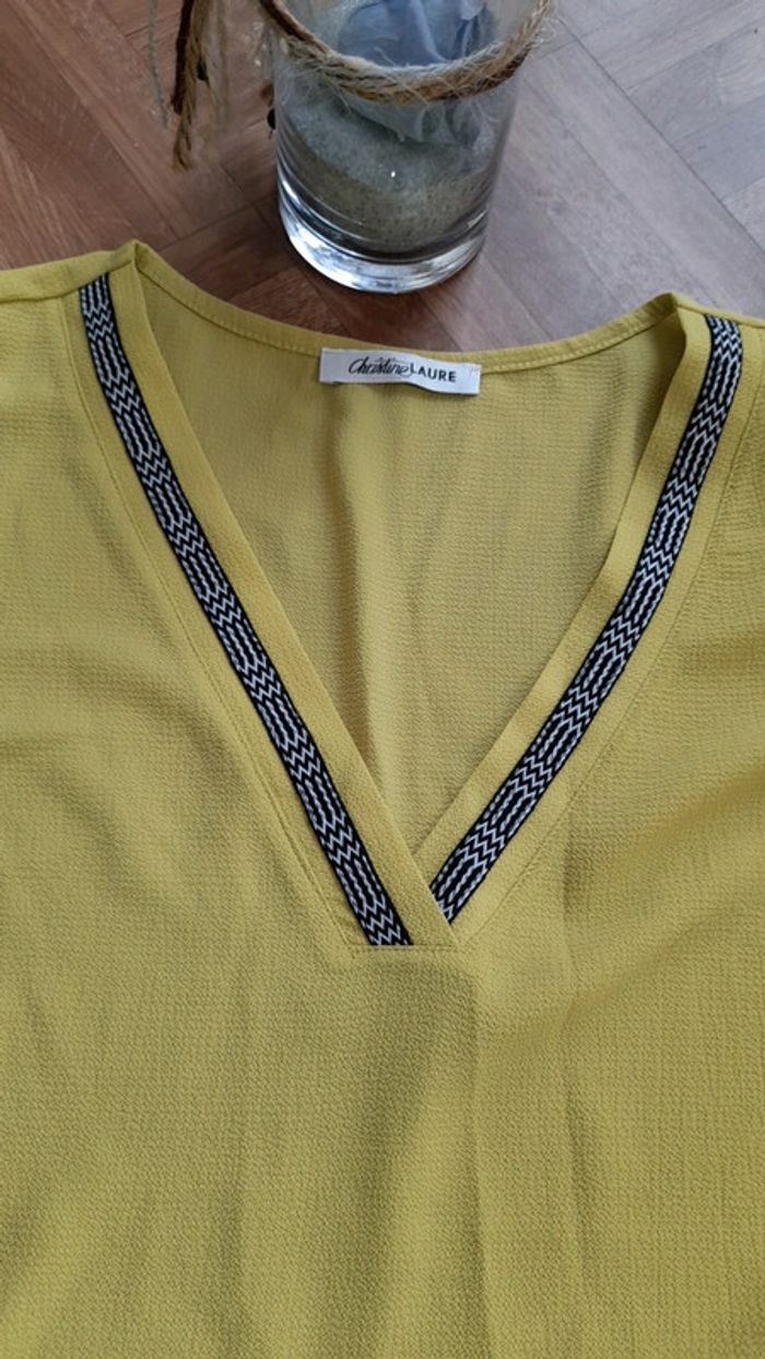 Top neuf taille 3 - photo numéro 2