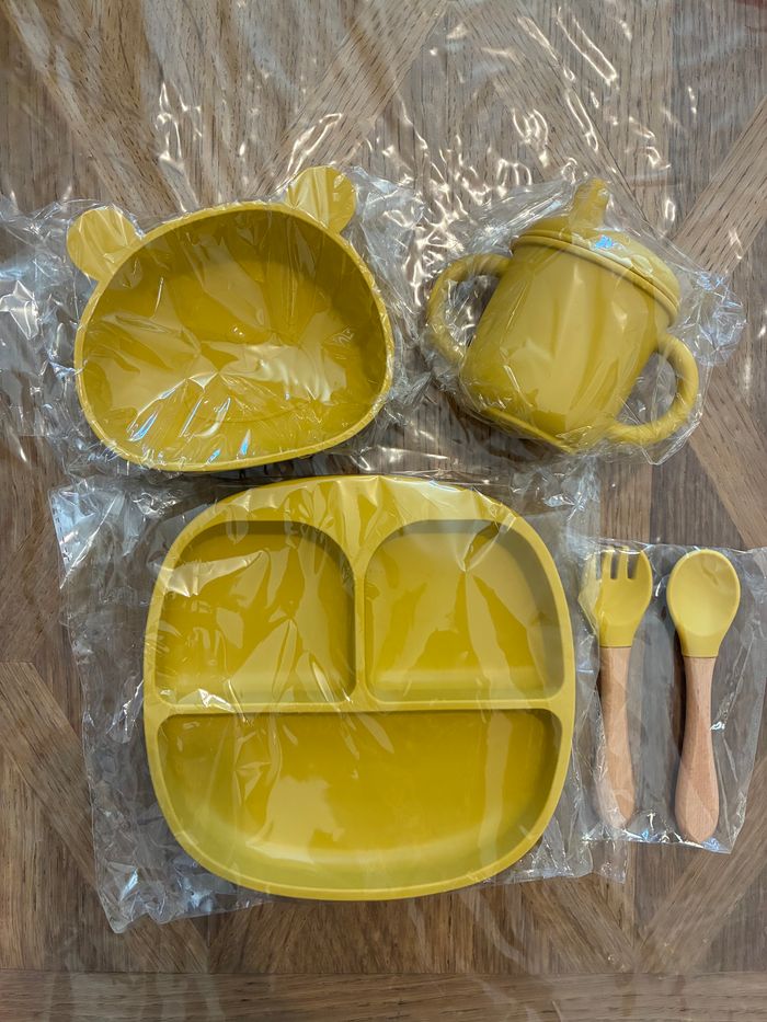Coffret repas bébé neuf - photo numéro 6