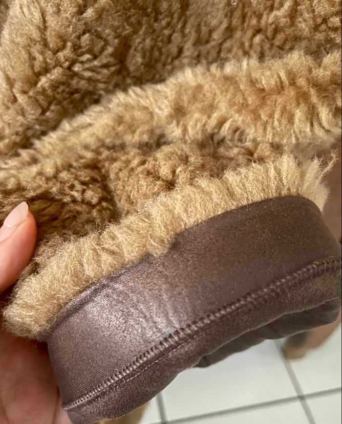 Manteau fausse fourrure , marron , avec capuche - photo numéro 4
