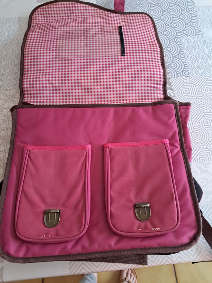 Cartable à motif fleuris très bon état - photo numéro 4