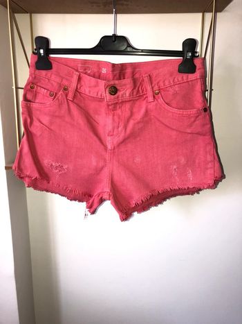 🌻Short Levi’s🌻