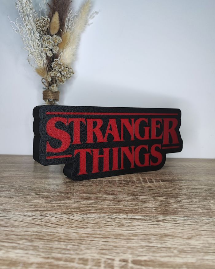Stranger Things lightbox USB 25x10cm Excellent état Fan Art - photo numéro 2
